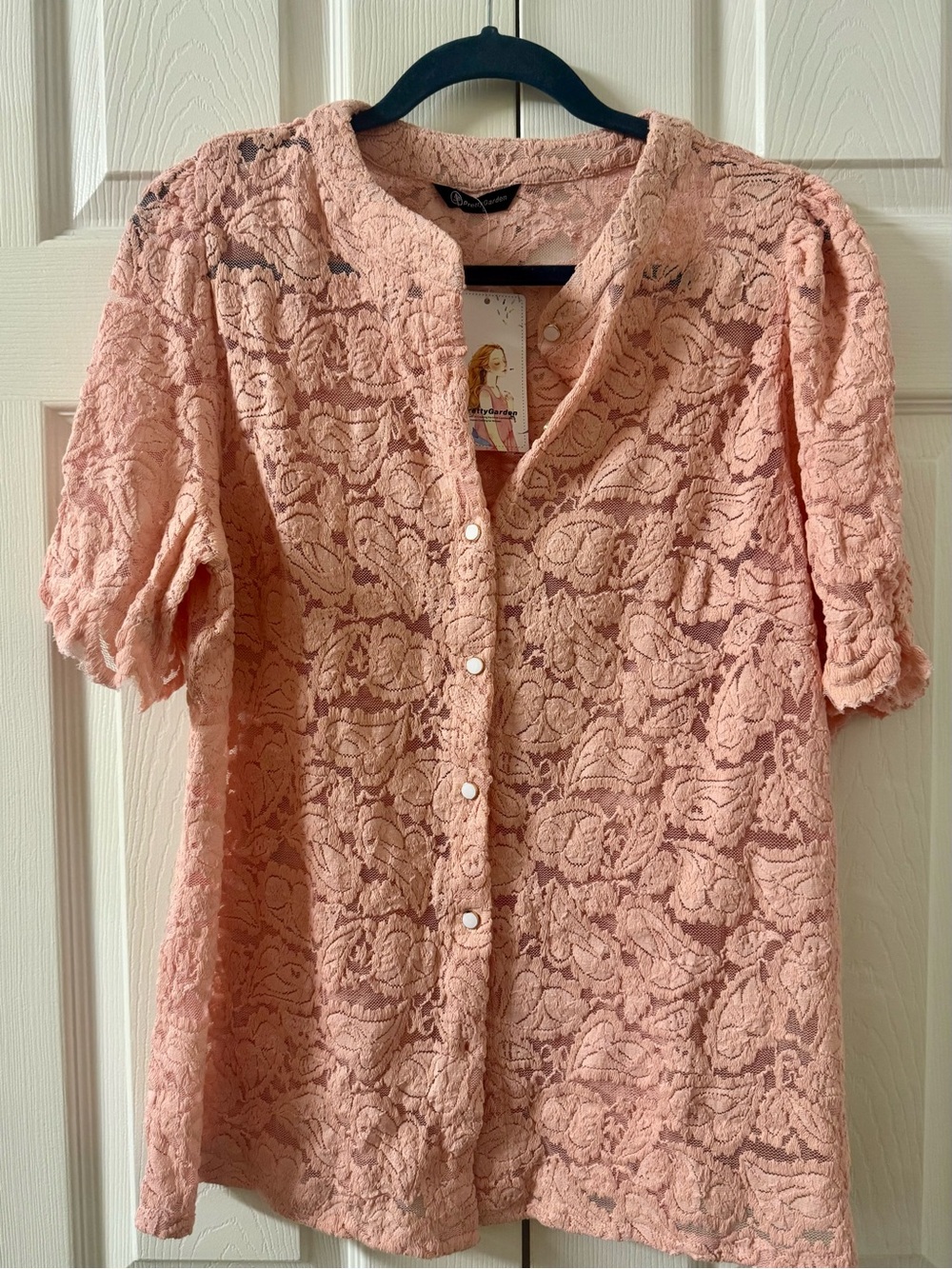 #67 Pretty Garden Peach Lace Button-Front Blouse